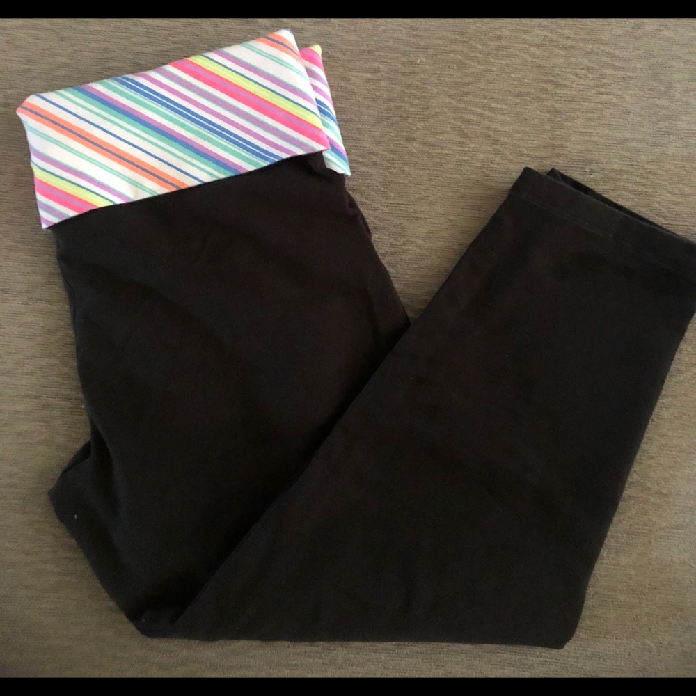 Victoria’s Secret crop yoga leggings